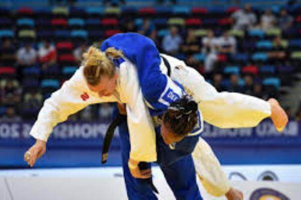 origen e historia del judo femenino