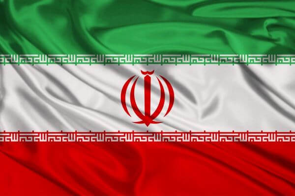 quién creó la bandera iraní