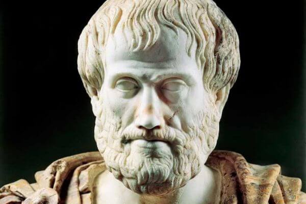 cuándo murió Aristóteles