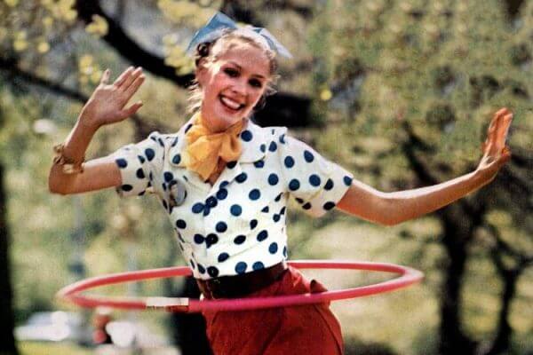 de dónde procede la moda del hula hoop