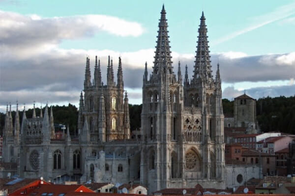 origen e historia de la catedral de Burgos