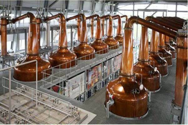 historia de los procesos de destilación