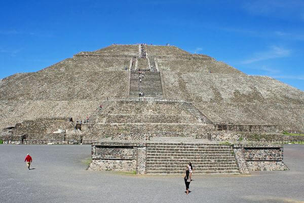 piramide del sol de los teotihuacanos
